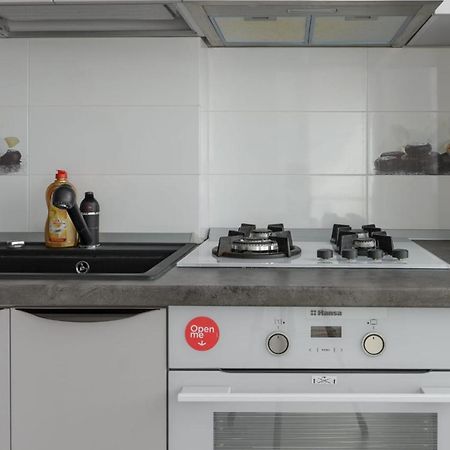 Close Palas Apartment Iasi Ngoại thất bức ảnh